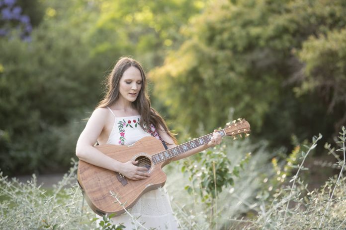 Karen_Harding-Letter_To_My_Friend__Full_EP_Release-Karen_Harding_2_Photographer_-_Susan_Bradfield_Ph
