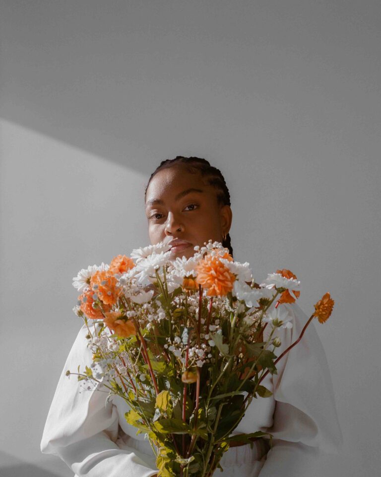 Anaïs Cardot unveils imaginative new singles for ‘Pink Magnolia (Deluxe)’