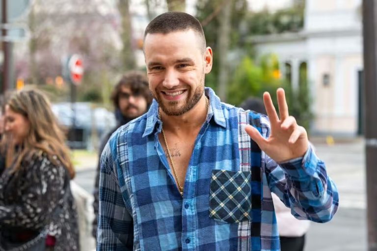 Former One Direction Star Died!