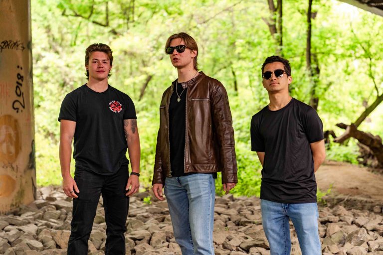 Sonic Dopamine unleashes ‘Looks Betray’