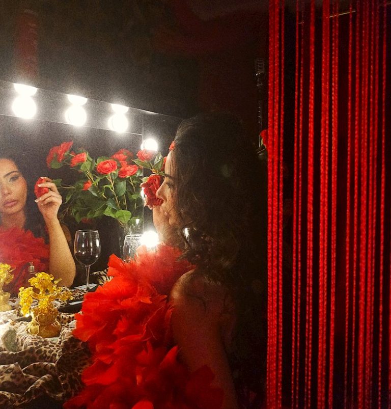Jada Di’Larosa Releases New Album To Love Is To Perform