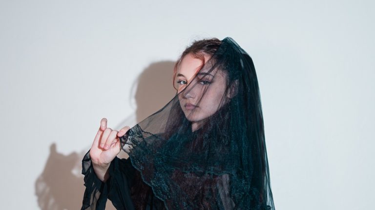 Jade Barbara’s New Single ‘breathe (a little)’ A Sharp, Addictive Take on Modern Dance Pop