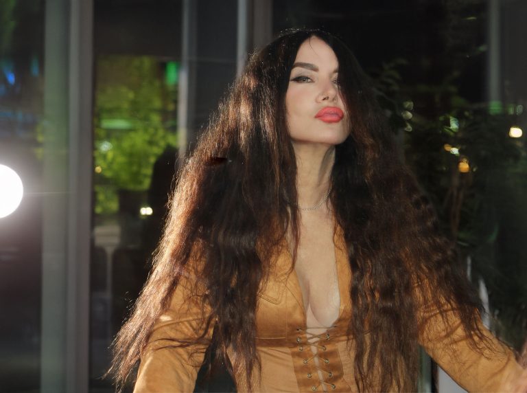 Betty Moon’s 2003 Album Doll Machine Arrives on Streaming Platforms for the First Time